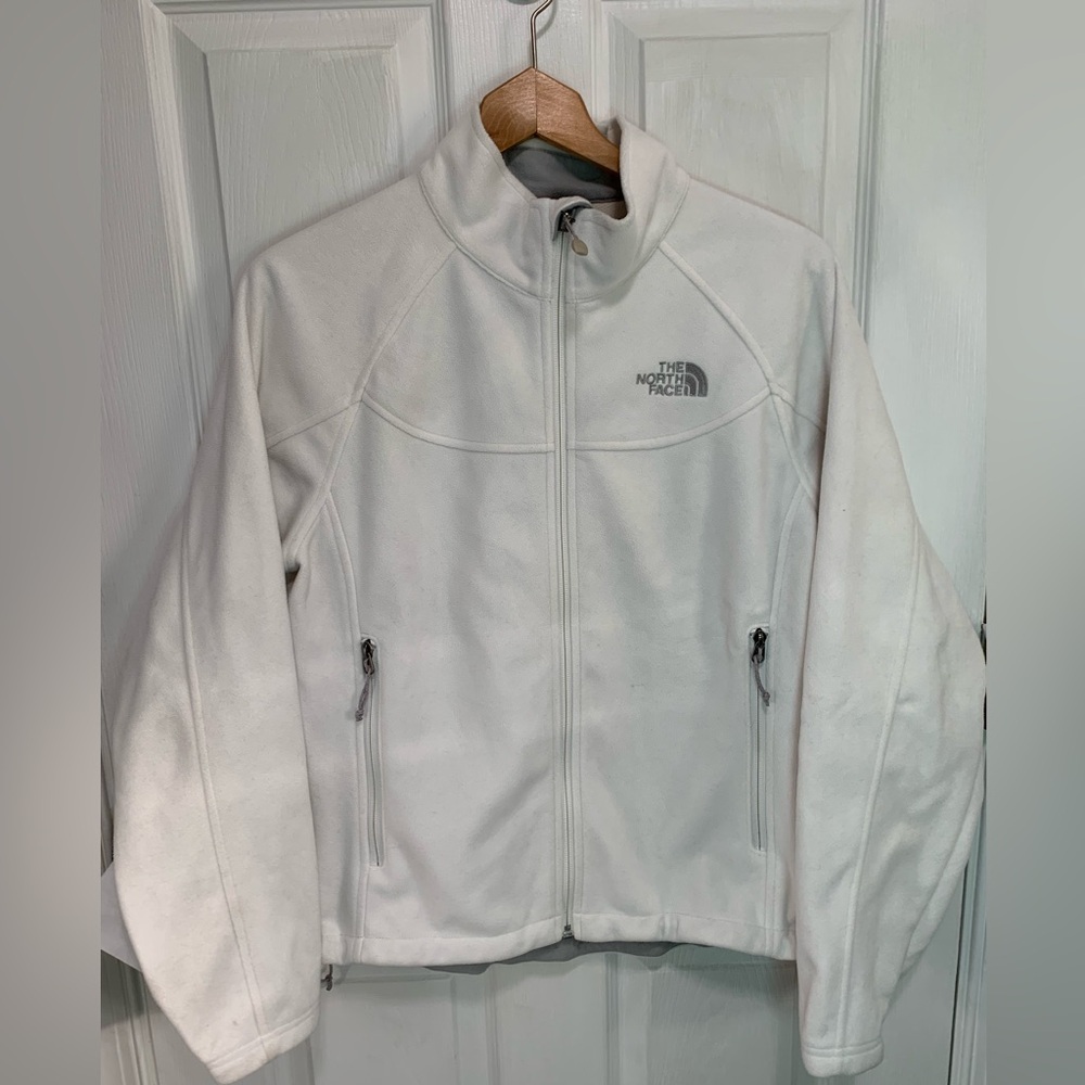 The North Face Women's Windwall Jacket in White